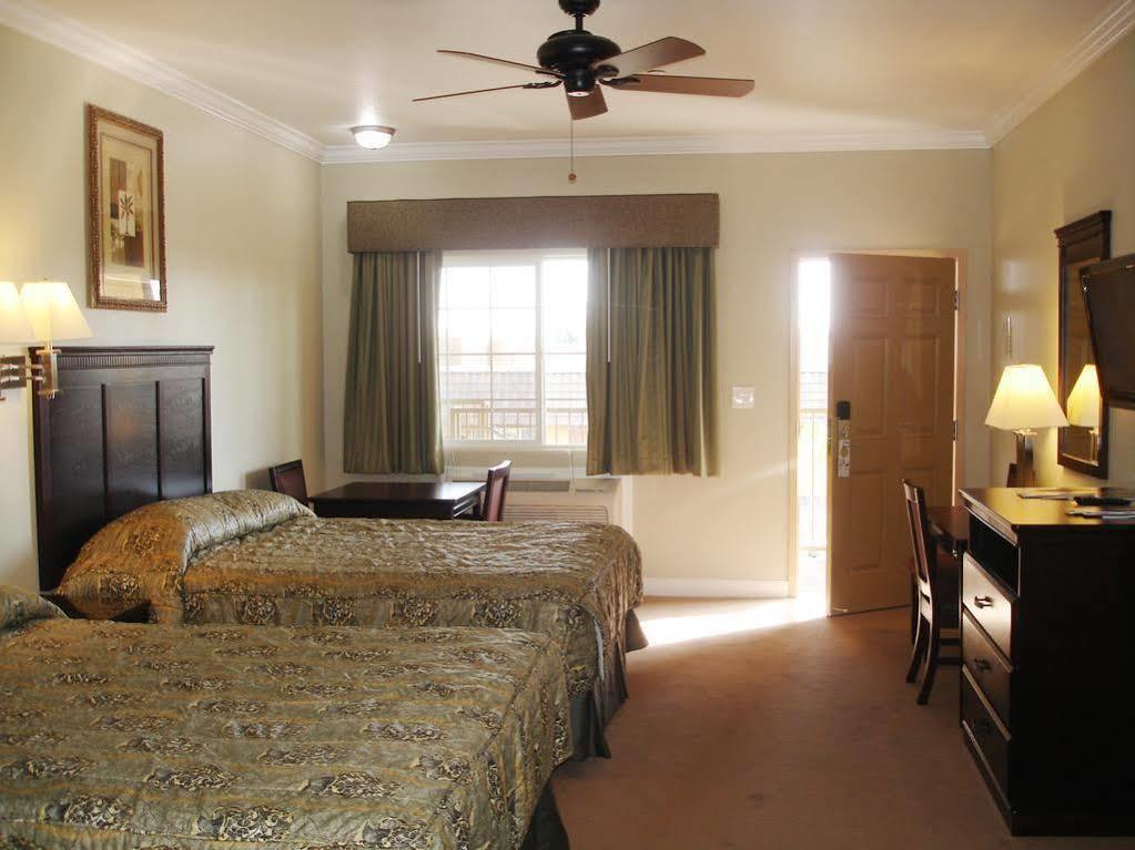 Rodeo Lodge Clovis Δωμάτιο φωτογραφία